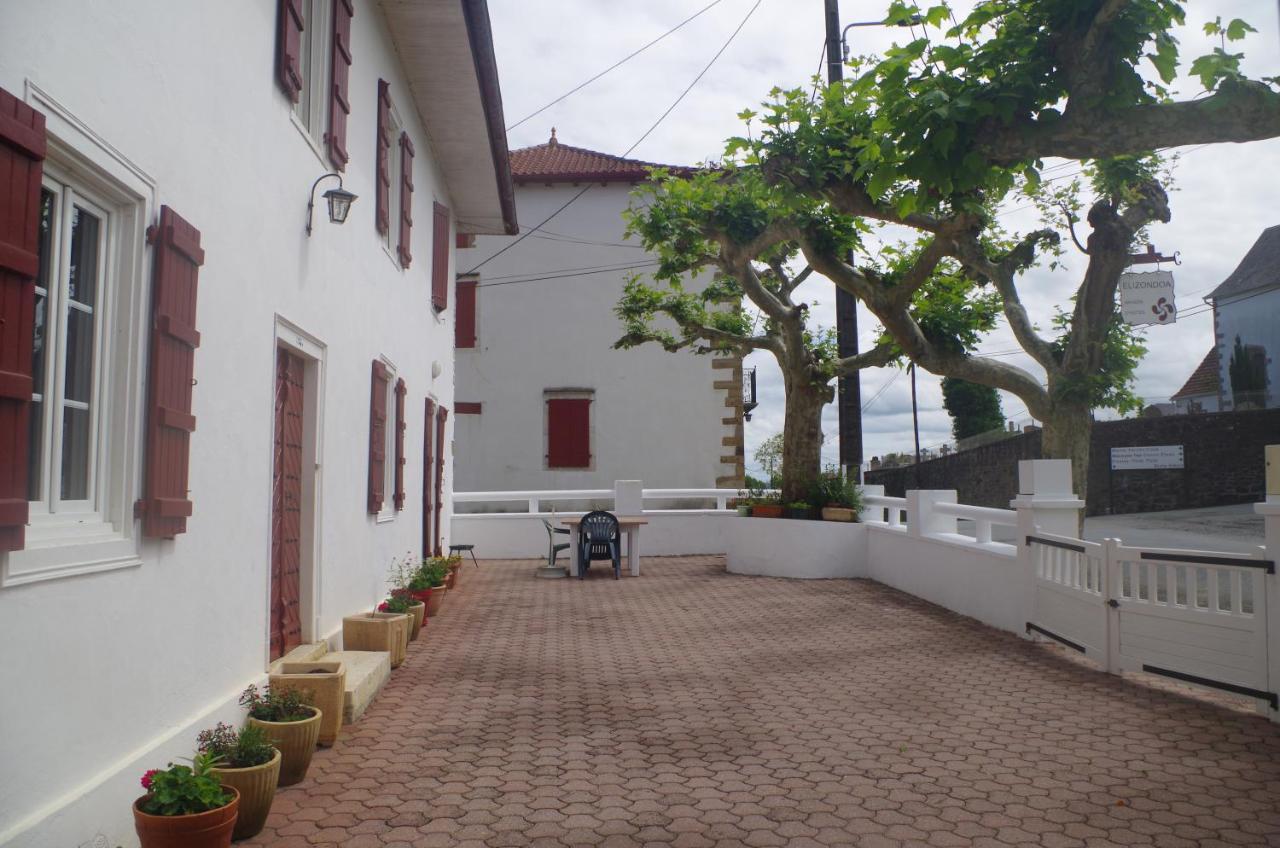 Maison Elizondoa - Chambres, Restaurant Et Spa Masparraute Kültér fotó