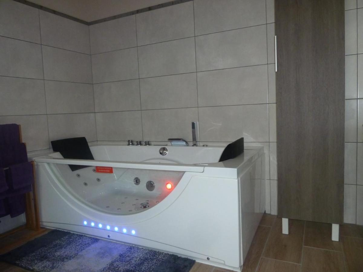 Maison Elizondoa - Chambres, Restaurant Et Spa Masparraute Kültér fotó